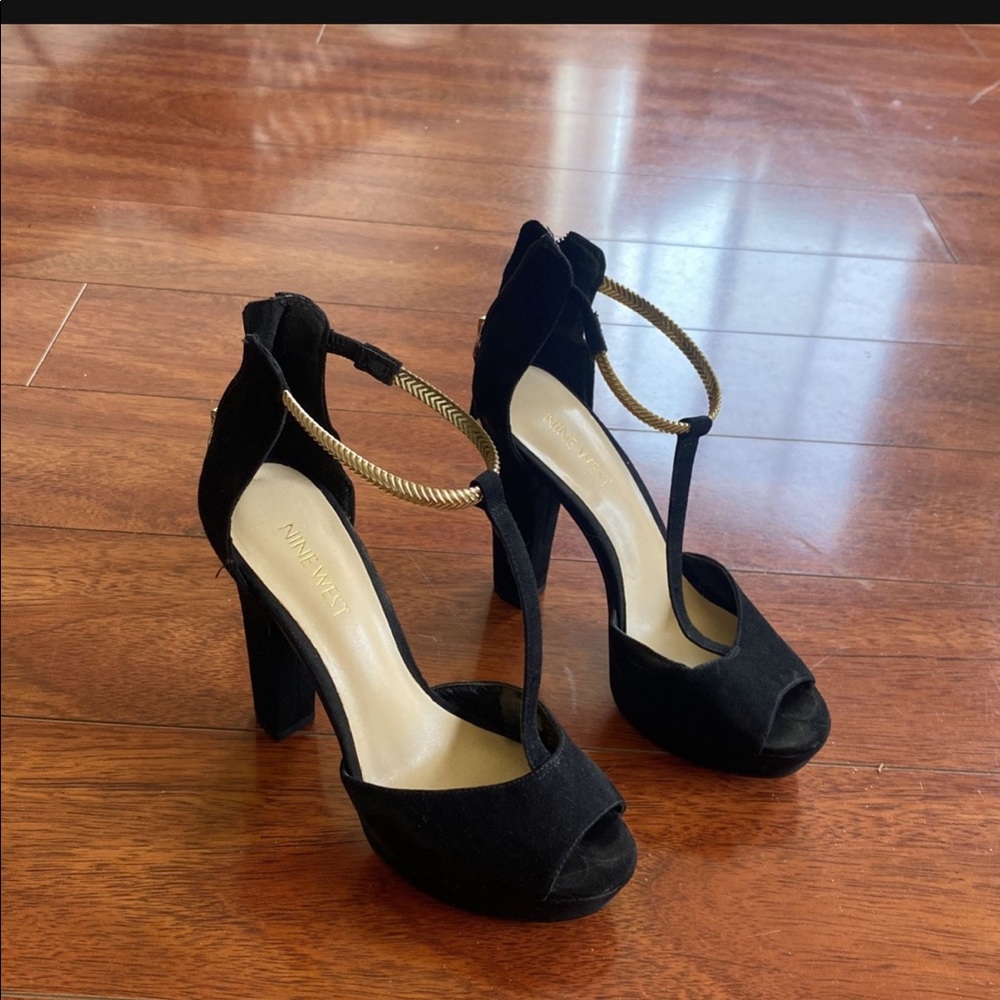 High heels shoes